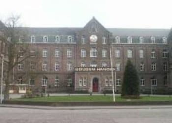 Berg Klooster Don Rua Gouden Handen PM07 300x200 1280x720 1
