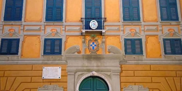 334x250xcentro storico di savona.jpg.pagespeed.ic .KK RVNmUaH
