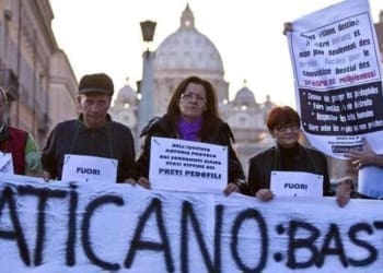 Vaticano Basta