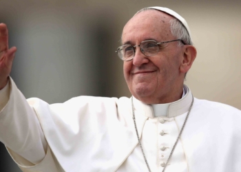 papa francisco2 scaled 1