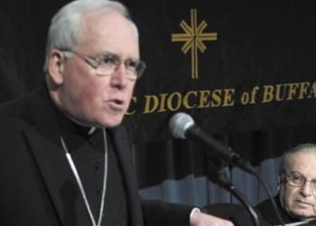 1541932994033.jpg pedofilia usa nel cesto delle offerte pizzini con via il vescovo