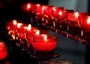 1550140699 candles 2628473 960 720