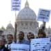 protesta vaticano contro chiesa pedofila8
