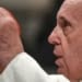 papa francesco 1350 990x403 1