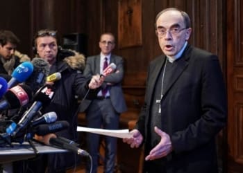 lione pedofilia cardinal barbarin lapresse 2020