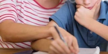sesso con l alunno di 14anni il test del dna conferma il ragazzino e il padre del bimbo gayc