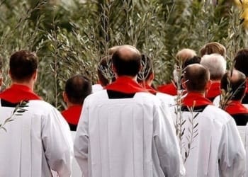 preti chiesa sacerdoti c imagoeconomica 296644