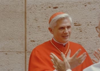 21est1 f01 ratzinger ap 7