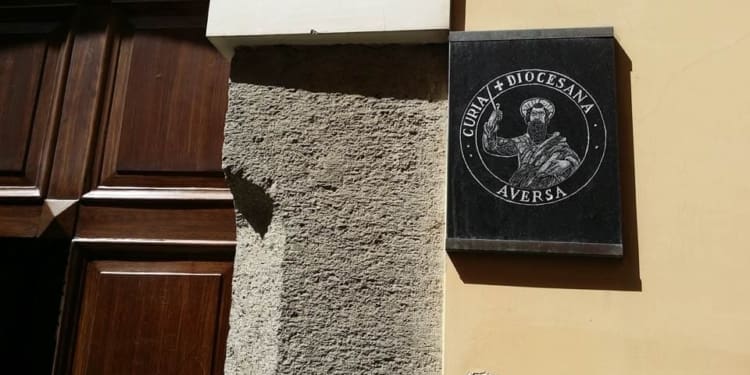 curia aversa 2